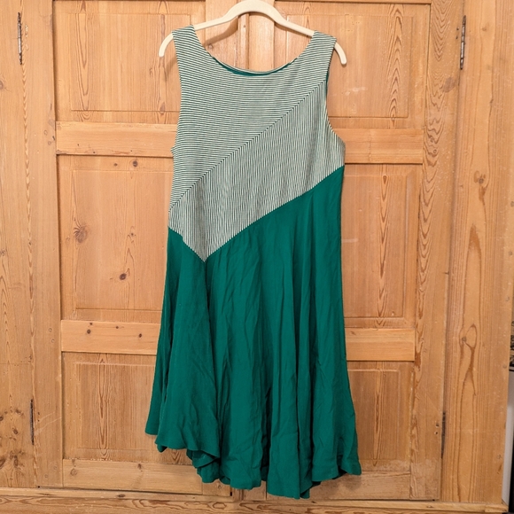 Maeve Anthropologie Cameron Striped Green Asymmetrical Dress Large - Picture 3 of 8
